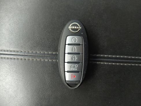 Used 2022 Nissan Pathfinder Platinum w/ Cargo Package FWD image 32