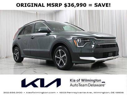 Certified 2025 Kia Niro EX w/ EX Cold Weather Package