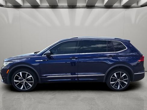 Used 2022 Volkswagen Tiguan SEL R-Line AWD/4WD image 2