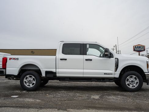 New 2026 Ford F250 XLT w/ FX4 Off-Road Package image 4