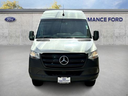 Used 2021 Mercedes-Benz Sprinter 3500 image 3
