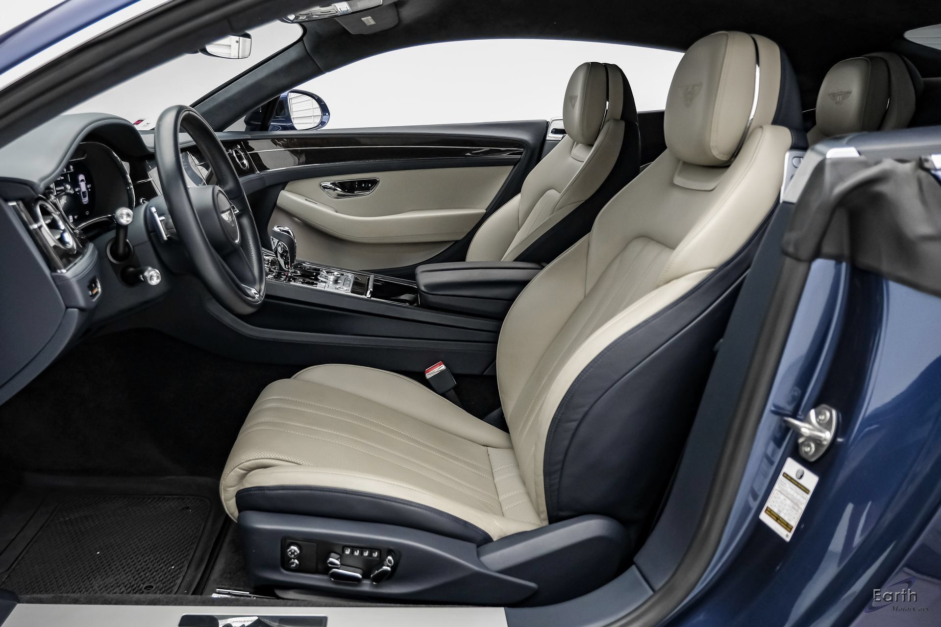 Used 2020 Bentley Continental GT V8 First Edition AWD/4WD image 34