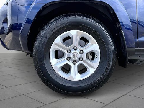 Used 2019 Toyota 4Runner SR5 image 11