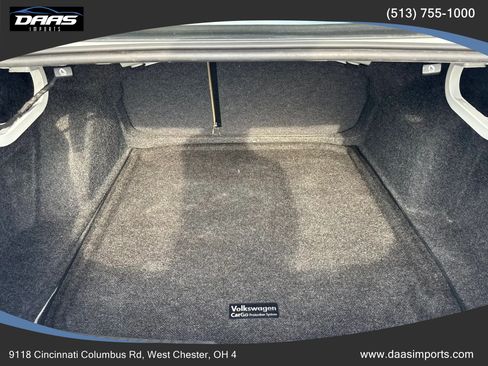 Used 2020 Volkswagen Jetta SE w/ SE Cold Weather Package FWD image 22