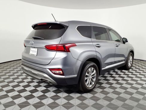 Used 2019 Hyundai Santa Fe SE FWD image 4