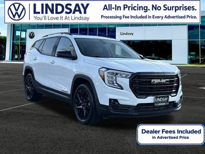 Used 2023 GMC Terrain SLT w/ Infotainment Package II