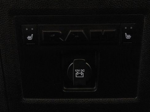 Used 2018 RAM 2500 Longhorn w/ Convenience Group image 39