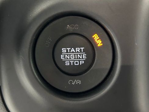 Used 2023 Jeep Wrangler Unlimited Sahara w/ Cold Weather Group AWD/4WD image 22