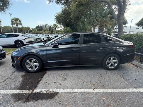 Used 2020 Hyundai Sonata SE FWD image 4