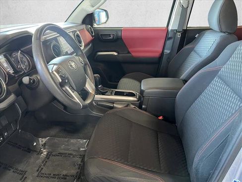 Used 2021 Toyota Tacoma SR5 image 9