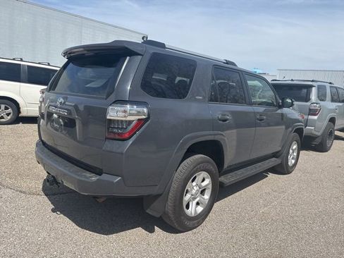 Used 2024 Toyota 4Runner SR5 Premium image 5
