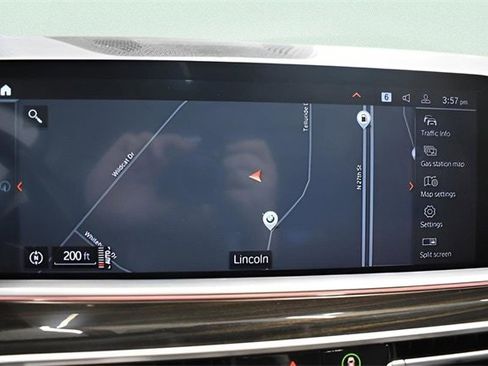 Used 2021 BMW X7 xDrive40i w/ Parking Assistance Package image 11