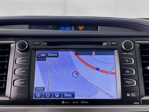 Used 2016 Toyota Highlander XLE AWD/4WD image 22