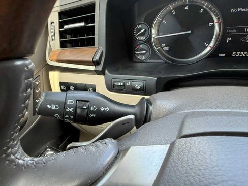 Used 2019 Lexus LX 570 4WD image 16