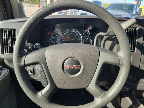 Used 2024 GMC Savana 2500 w/ Driver Convenience Package image 18