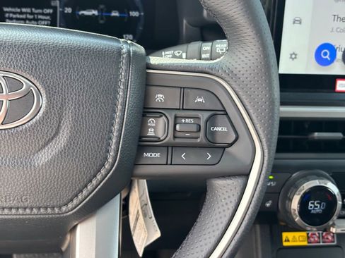New 2026 Toyota 4Runner Limited AWD/4WD image 17