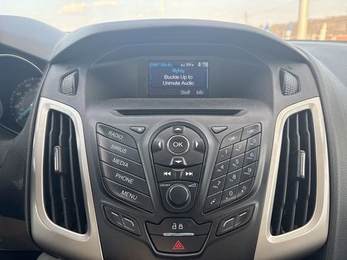 Used 2013 Ford Focus SE image 16