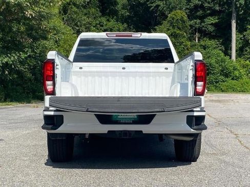 Used 2024 GMC Sierra 1500 Pro w/ Graphite Edition image 5