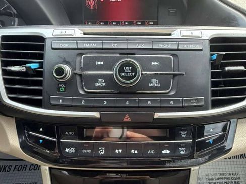 Used 2017 Honda Accord LX image 23