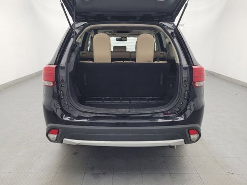 Used 2017 Mitsubishi Outlander GT AWD/4WD image 29