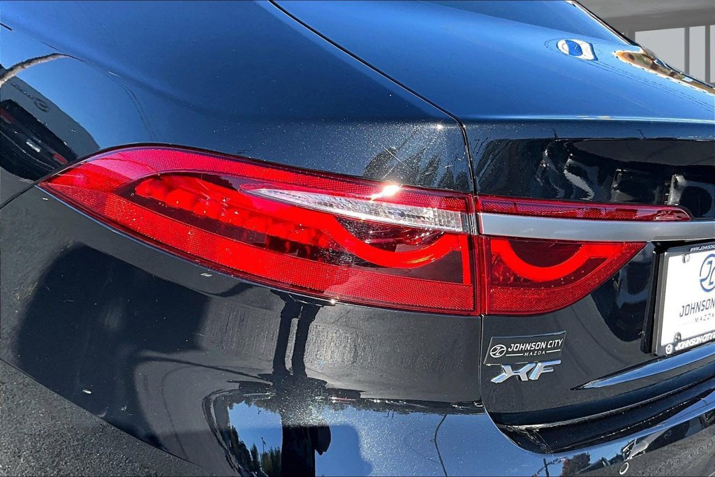 Used 2023 Jaguar XF R-Dynamic SE AWD/4WD image 30