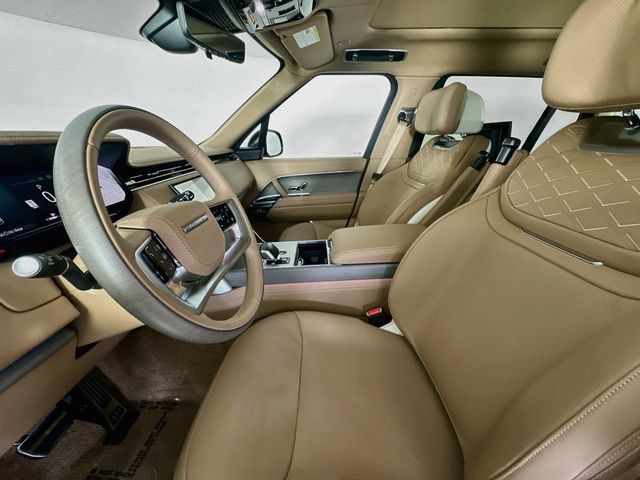 Used 2026 Land Rover Range Rover SV AWD/4WD image 21