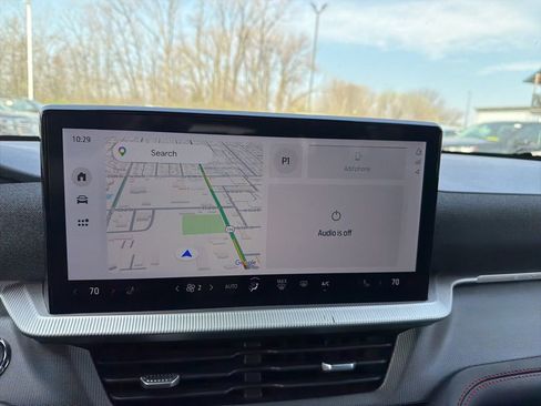 Used 2025 Ford Explorer ST-Line w/ ST-Line Street Pack image 25