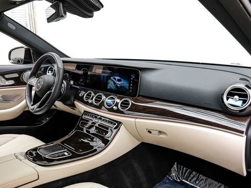 Used 2022 Mercedes-Benz E 350 Sedan w/ AMG Line Exterior image 11