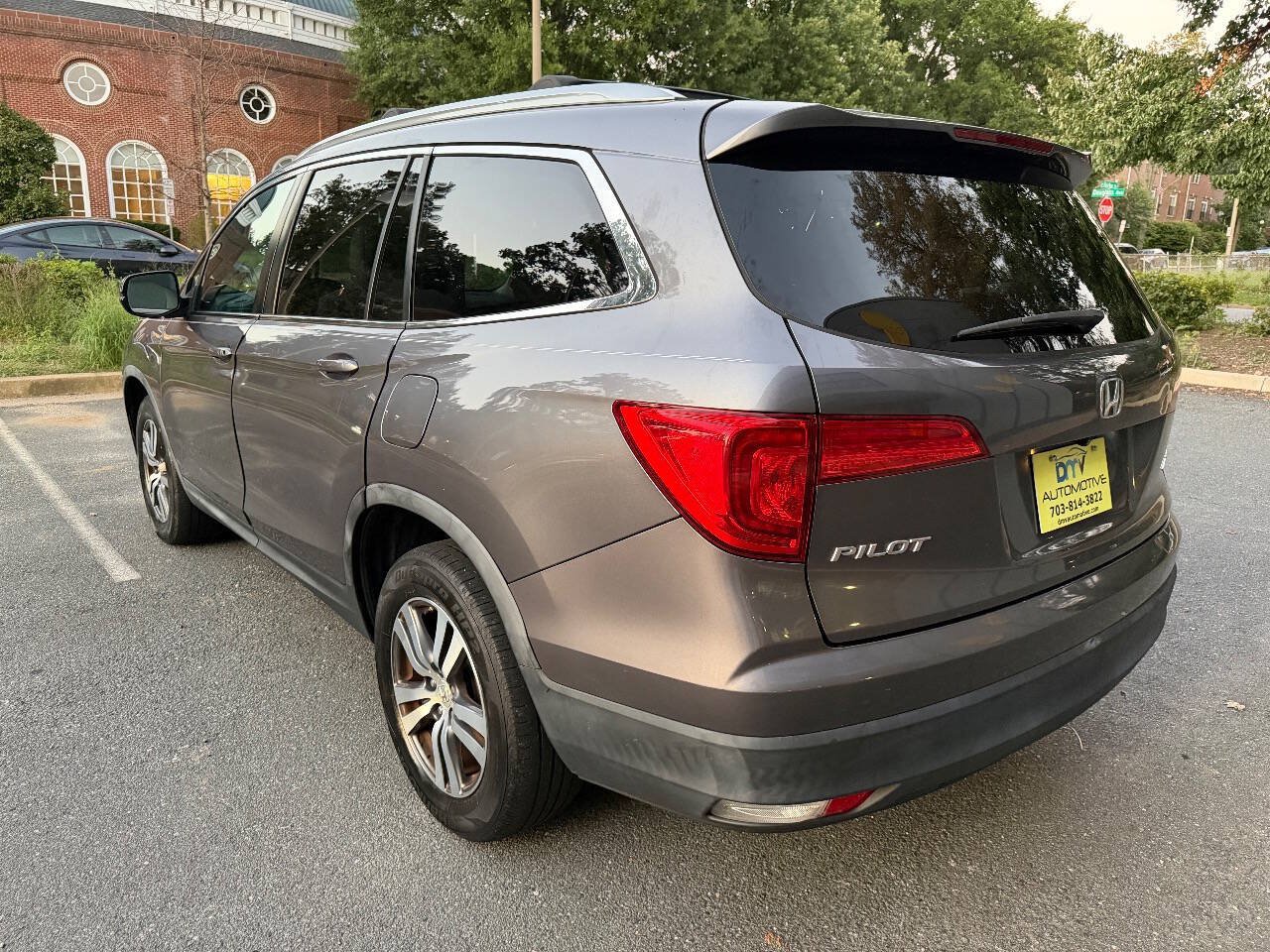 Used 2016 Honda Pilot EX-L image 4