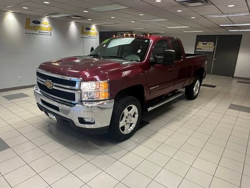 Used 2013 Chevrolet Silverado 2500 LTZ w/ LTZ Plus Package AWD/4WD image 2