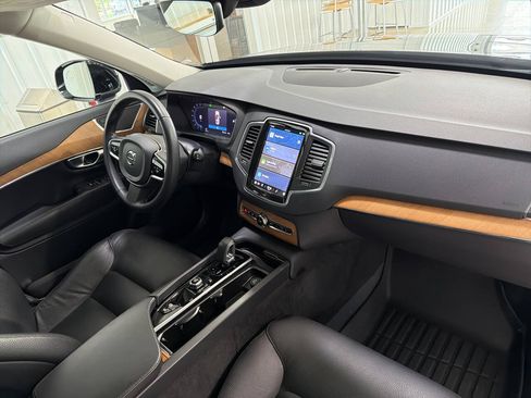 Used 2024 Volvo XC90 B6 Core w/ Protection Package Premier AWD/4WD image 28