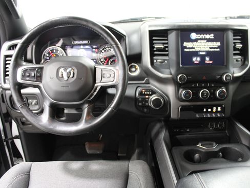 Used 2019 RAM 1500 Big Horn AWD/4WD image 2