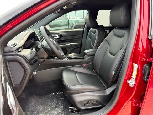 New 2026 Jeep Compass Limited AWD/4WD image 12