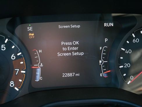 Used 2025 Jeep Compass Latitude AWD/4WD image 35