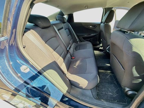 Used 2021 Chevrolet Malibu LT FWD image 29