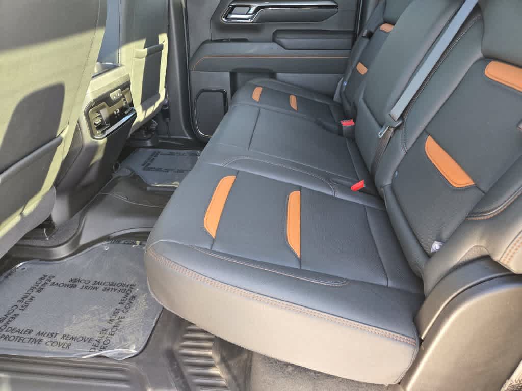 Used 2026 GMC Sierra 2500 AT4 AWD/4WD image 12