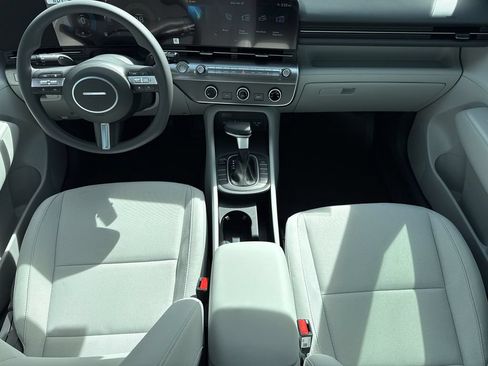 New 2026 Hyundai Elantra Limited FWD image 11