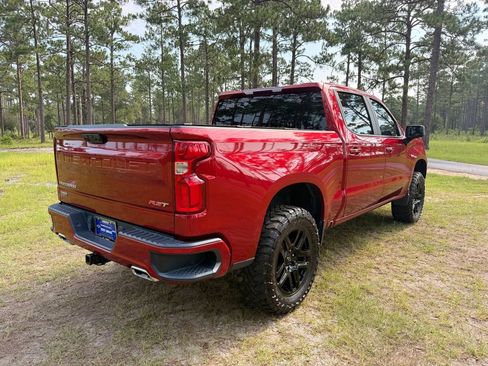Used 2023 Chevrolet Silverado 1500 RST w/ Z71 Off-Road Package AWD/4WD image 5