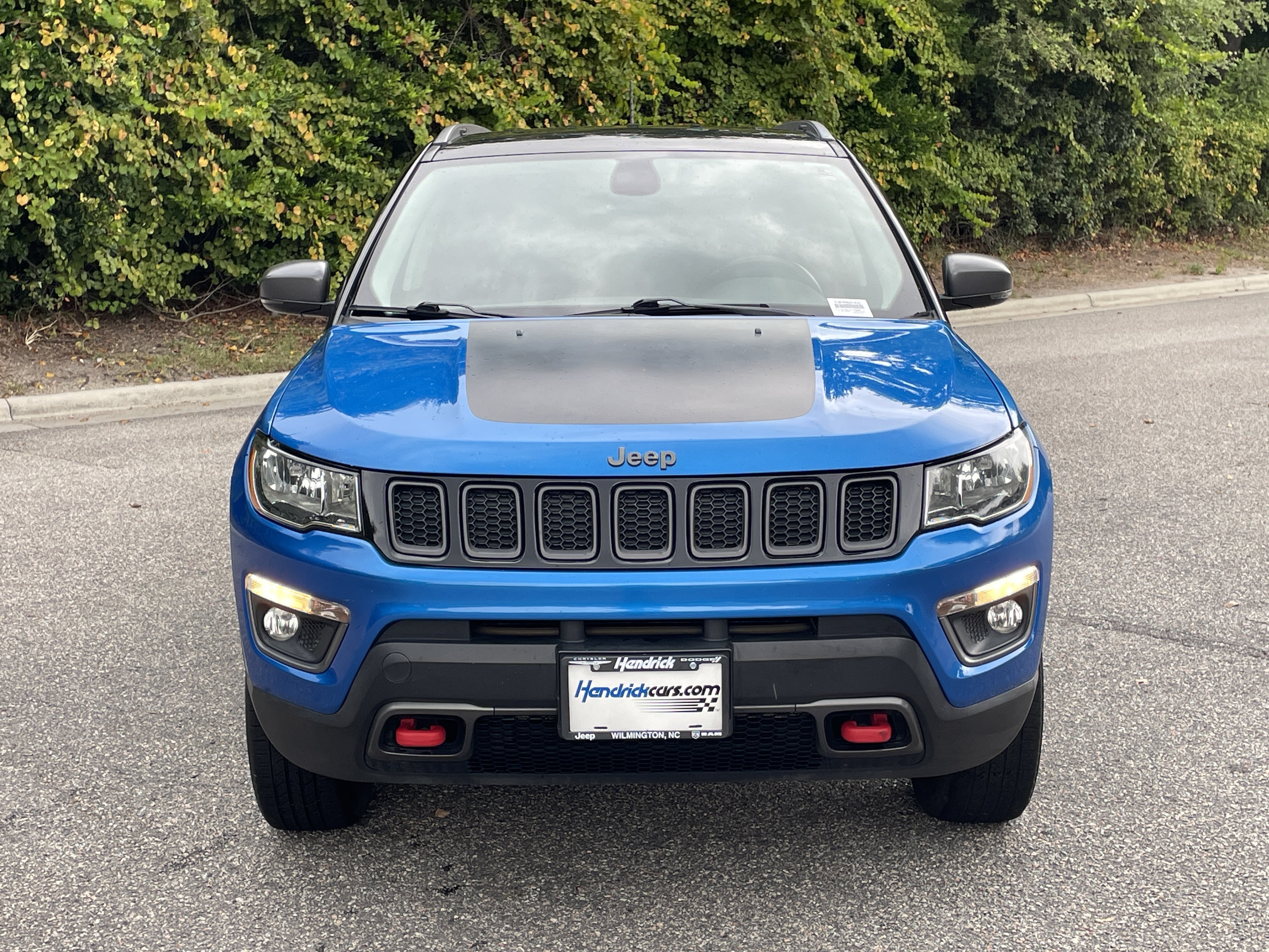 Used 2017 Jeep Compass Trailhawk w/ Popular Equipment Group AWD/4WD image 4