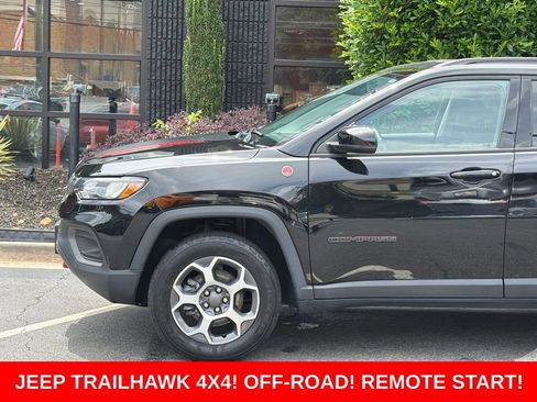 Used 2022 Jeep Compass Trailhawk w/ Trailhawk Convenience Group AWD/4WD image 10