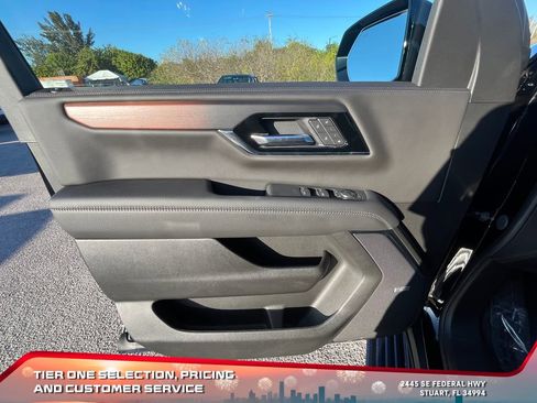 New 2026 GMC Yukon Denali w/ Denali Reserve Package image 24