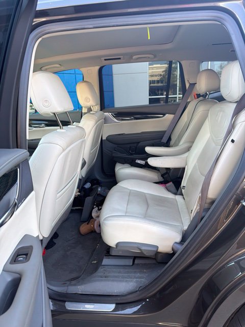 Used 2020 Cadillac XT6 Premium Luxury FWD image 9