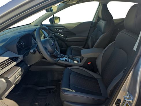 New 2025 Subaru Crosstrek 2.5i Limited w/ Popular Package #3A image 9