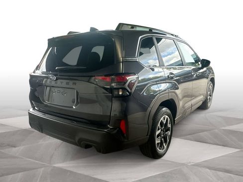 Certified 2025 Subaru Forester Premium AWD/4WD image 8