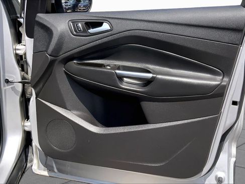 Used 2017 Ford Escape Titanium FWD image 22