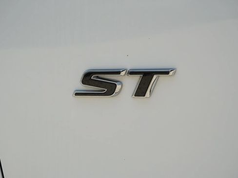 Used 2026 Buick Enclave Sport Touring FWD image 8