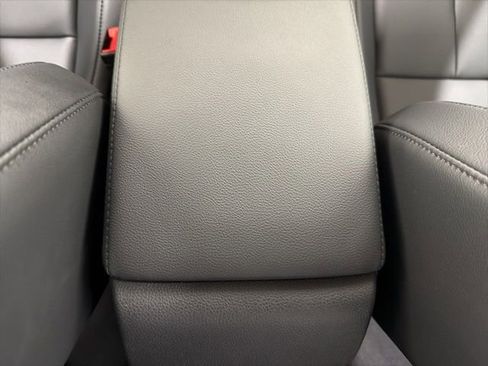 Certified 2026 Acura Integra FWD image 39