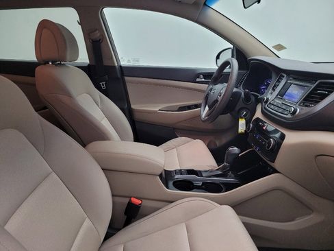 Used 2017 Hyundai Tucson SE image 21