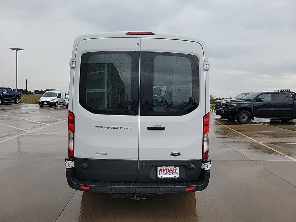 Used 2016 Ford Transit 250 148 Medium Roof RWD image 4