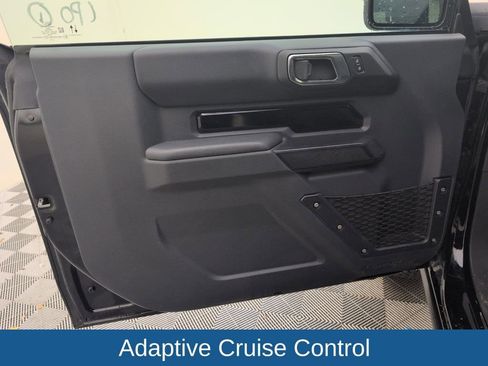 Used 2025 Ford Bronco Badlands image 39